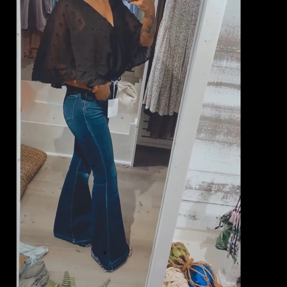 High Rise KanCan Flares! NWT! ONLY SIZE 30 LEFT! ๐ - Picture 6 of 7